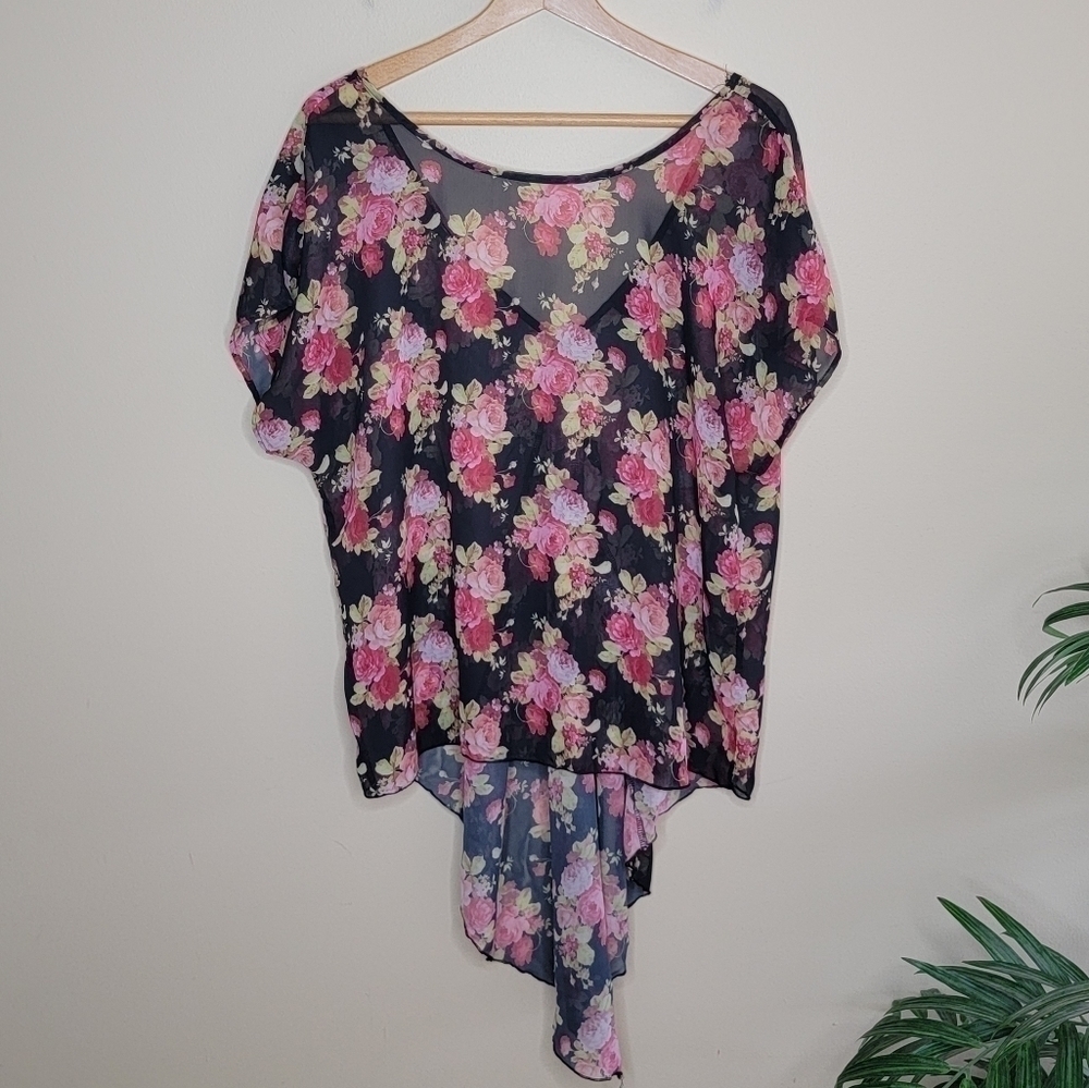 Torrid Sheer Pink Rose Floral Blouse Torrid Size 0 Large